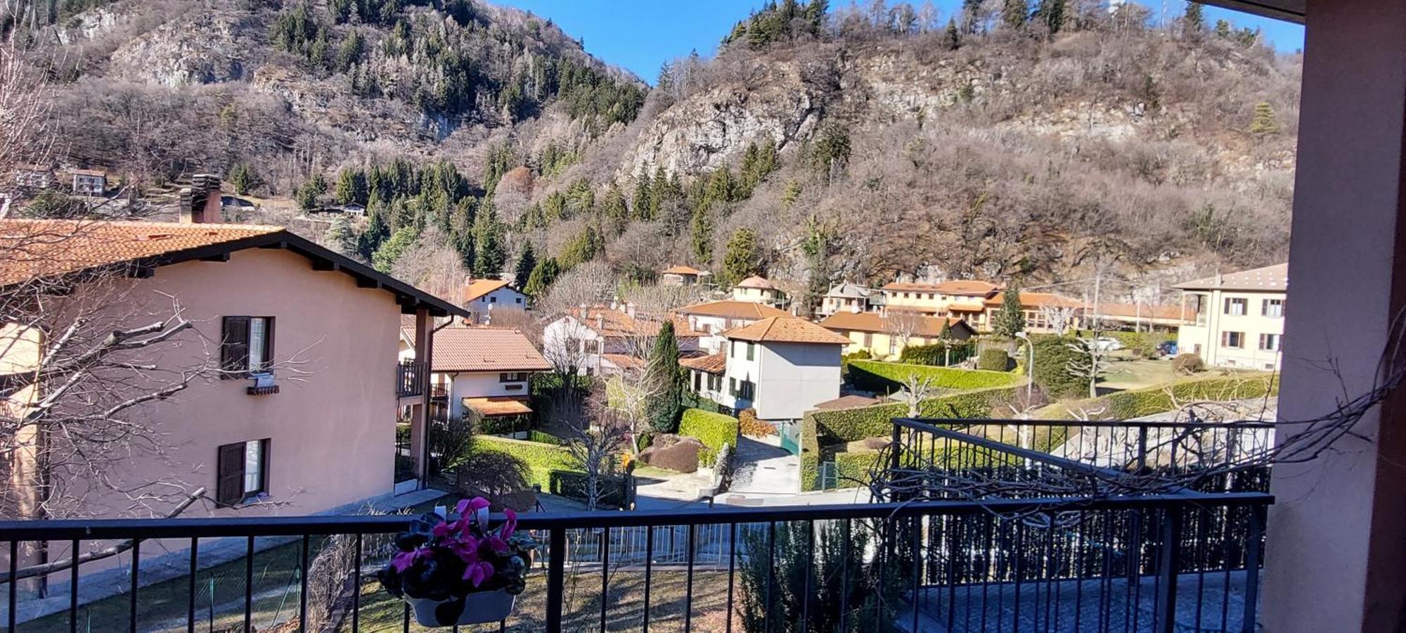 Casa Laura Zona Bellagio Apartment Magreglio ภายนอก รูปภาพ
